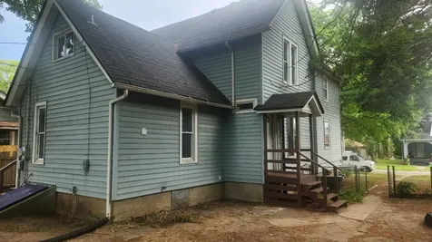 1518 9TH Avenue Rockford IL 61104