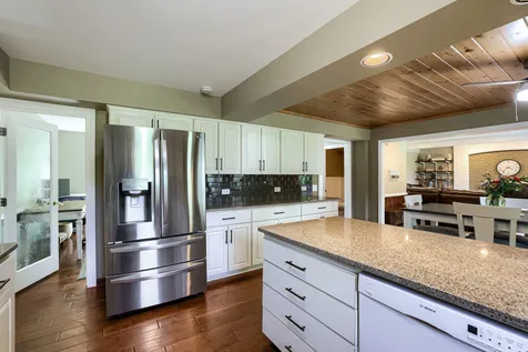 816 Paddock Lane Libertyville IL 60048