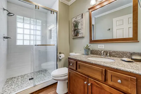 816 Paddock Lane Libertyville IL 60048