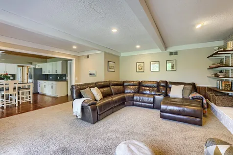 816 Paddock Lane Libertyville IL 60048