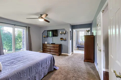 816 Paddock Lane Libertyville IL 60048