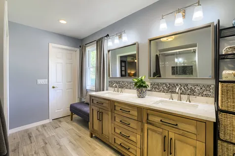 816 Paddock Lane Libertyville IL 60048