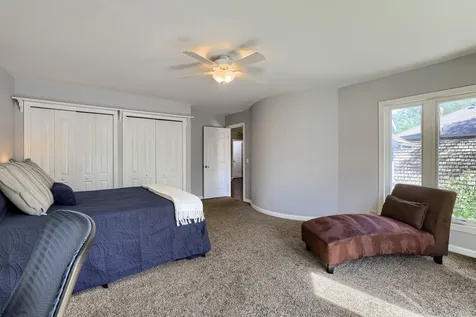 816 Paddock Lane Libertyville IL 60048