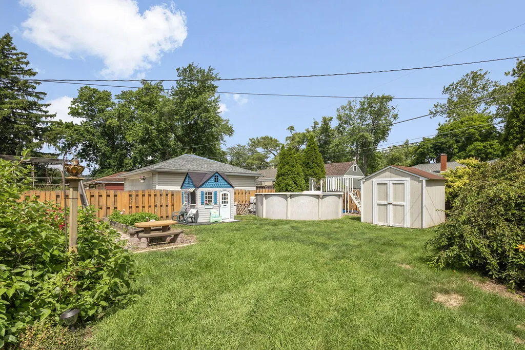 9024 30TH Street Brookfield IL 60513
