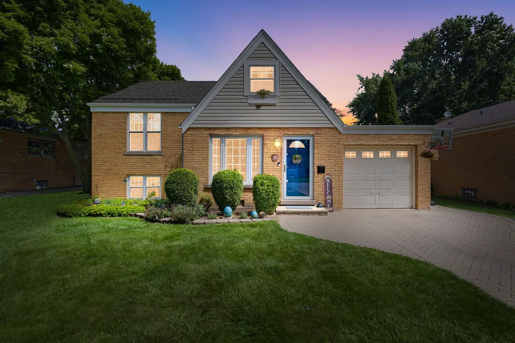 9024 30TH Street Brookfield IL 60513