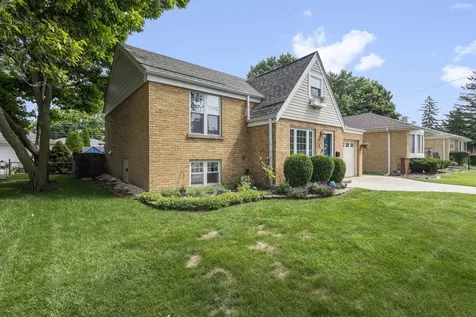 9024 30TH Street Brookfield IL 60513