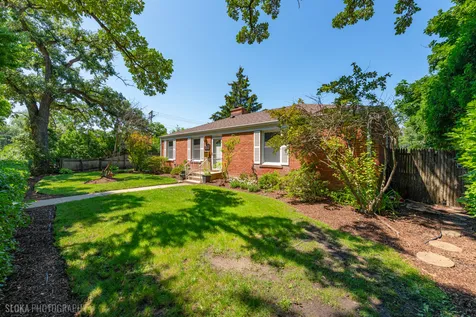 600 Garfield Avenue Lake Bluff IL 60044