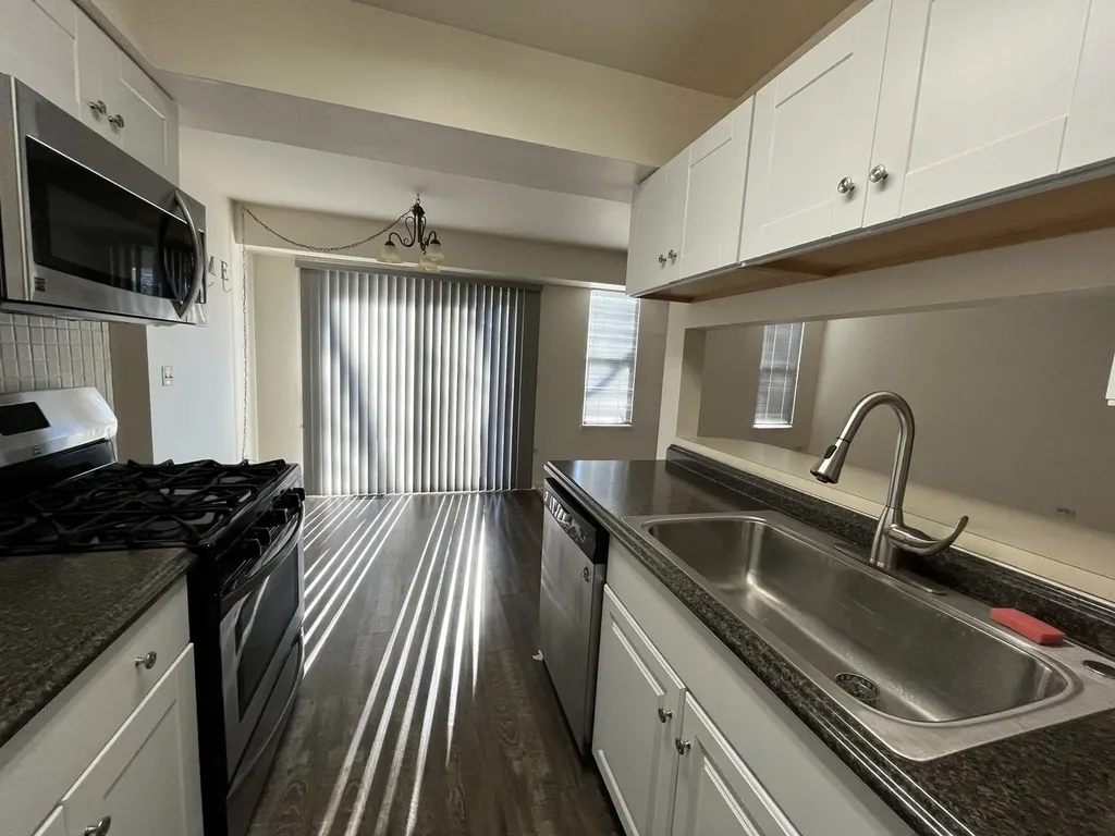 1132 Crimson Court Naperville IL 60564