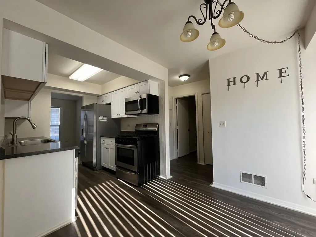 1132 Crimson Court Naperville IL 60564