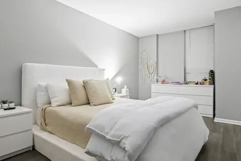 345 North La Salle Drive Chicago IL 60654