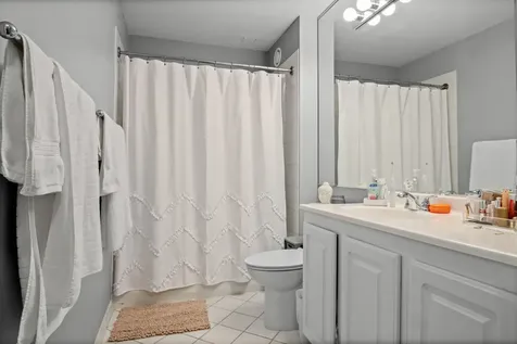 345 North La Salle Drive Chicago IL 60654
