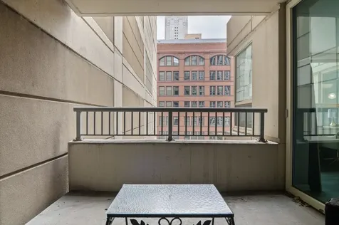 345 North La Salle Drive Chicago IL 60654