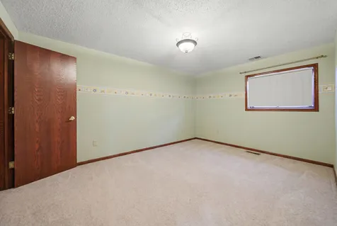 2004 West 4th Street Dixon IL 61021