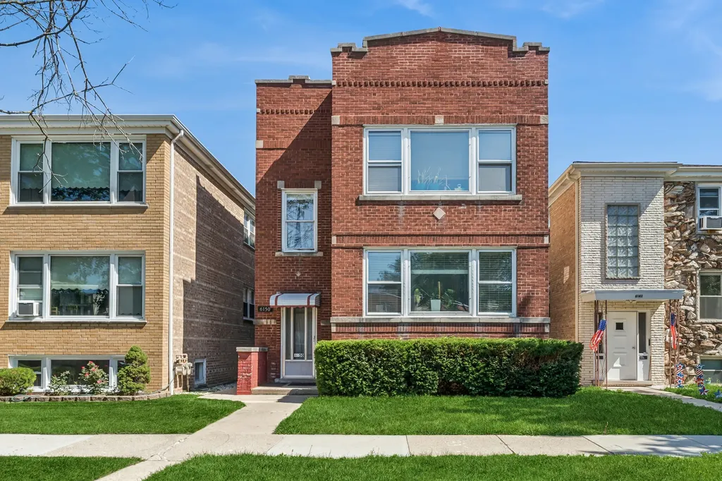 6150 West Thorndale Avenue Chicago IL 60646