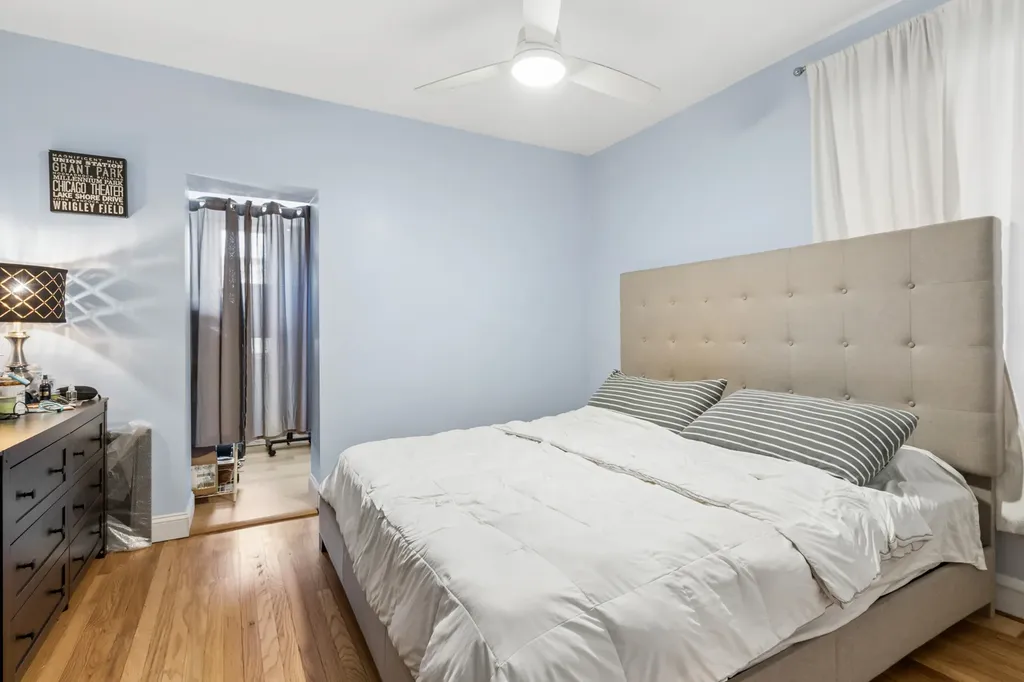6150 West Thorndale Avenue Chicago IL 60646