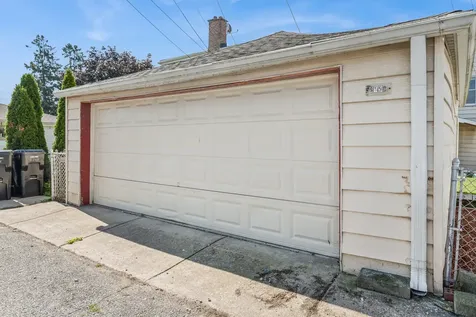 6150 West Thorndale Avenue Chicago IL 60646