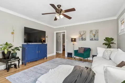 6150 West Thorndale Avenue Chicago IL 60646