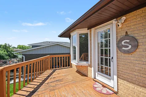15329 Maple Drive Oak Forest IL 60452