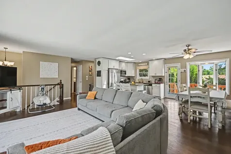 15329 Maple Drive Oak Forest IL 60452