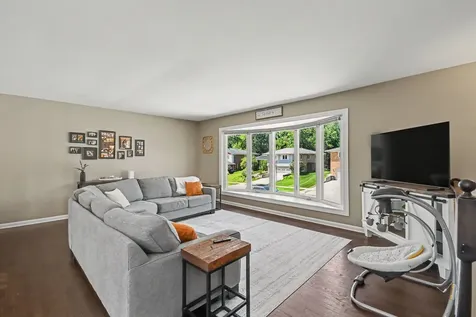15329 Maple Drive Oak Forest IL 60452