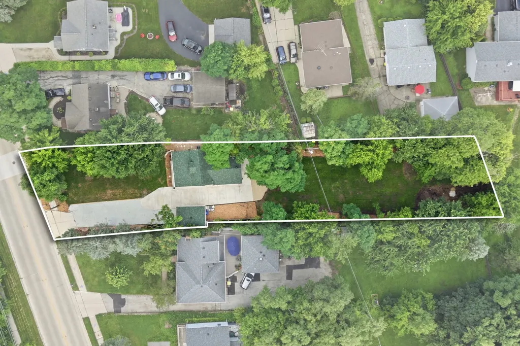 248 West Naperville Road Westmont IL 60559
