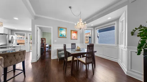 5818 West Byron Street Chicago IL 60634