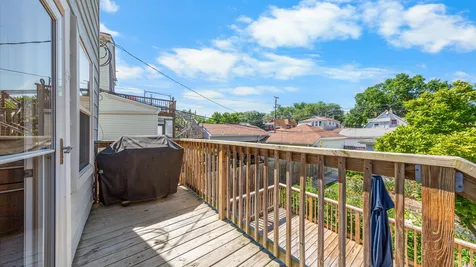 5818 West Byron Street Chicago IL 60634