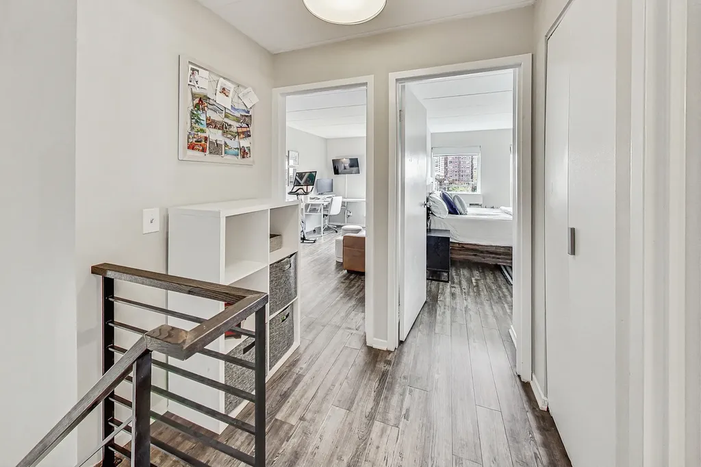 711 West Gordon Terrace Chicago IL 60613