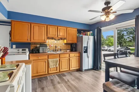 103 Daniel Court Bartlett IL 60103