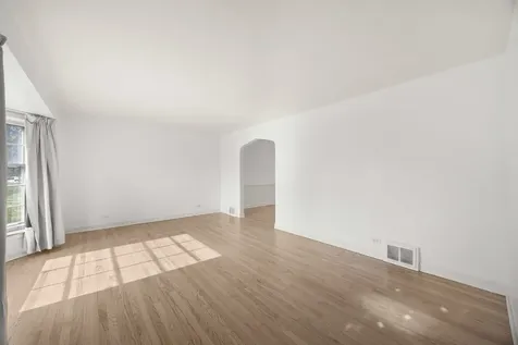 901 Manchester Avenue Westchester IL 60154