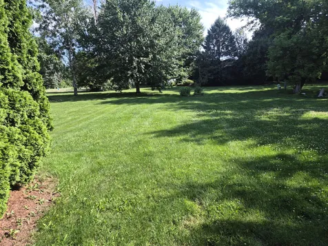 140 Lamplighter Poplar Grove IL 61065