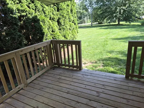 140 Lamplighter Poplar Grove IL 61065