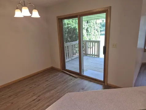 140 Lamplighter Poplar Grove IL 61065