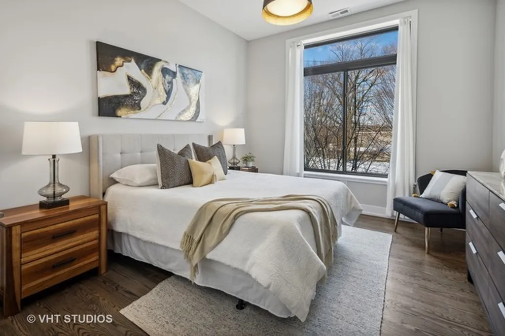 469 North Paulina Street Chicago IL 60622