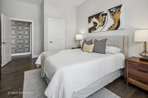 469 North Paulina Street Chicago IL 60622