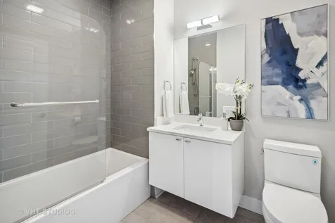 469 North Paulina Street Chicago IL 60622