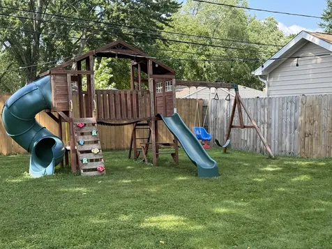 2204 Campbell Street Rolling Meadows IL 60008