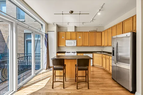 530 North Peoria Street Chicago IL 60642