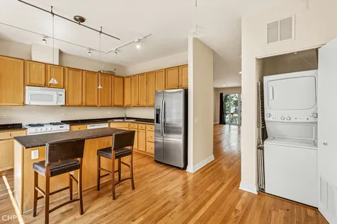 530 North Peoria Street Chicago IL 60642