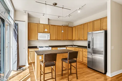 530 North Peoria Street Chicago IL 60642