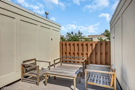 530 North Peoria Street Chicago IL 60642