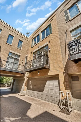 530 North Peoria Street Chicago IL 60642