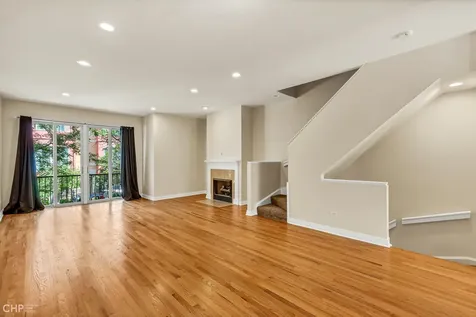 530 North Peoria Street Chicago IL 60642