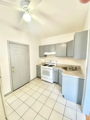 4306 West Shakespeare Avenue Chicago IL 60639