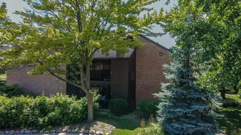 740 Saint Andrews Lane Crystal Lake IL 60014