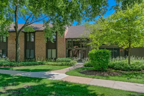 740 Saint Andrews Lane Crystal Lake IL 60014