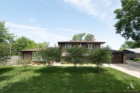 8140 West 91st Street Hickory Hills IL 60457