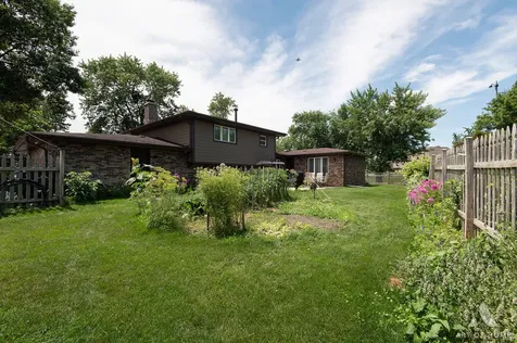 8140 West 91st Street Hickory Hills IL 60457