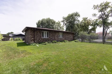 8140 West 91st Street Hickory Hills IL 60457