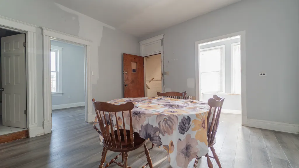 13351 South Baltimore Avenue Chicago IL 60633